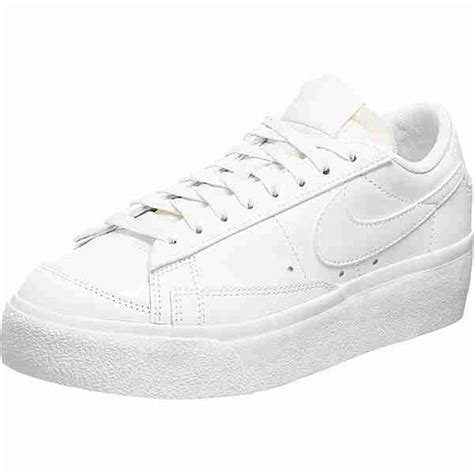 sneaker weiß plateau nike|nike blazer low platform.